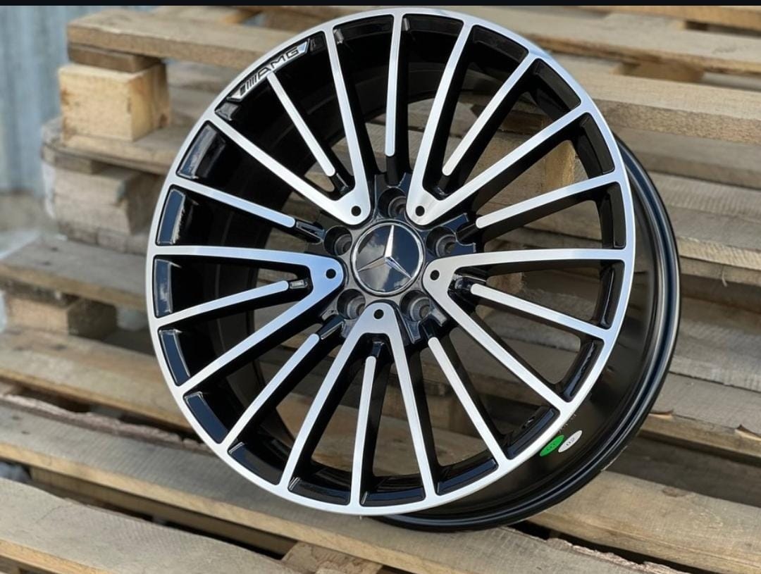 Rainbow Dance Mercedes 1779 8x17/5x112 D66.6 ET35 4 диска черный, серебристый