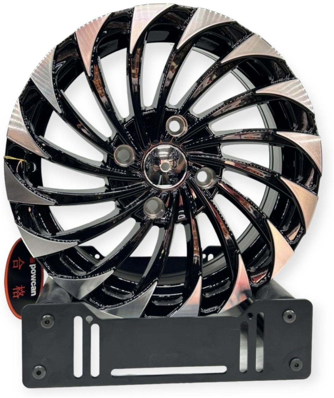 Top Grade Gy6653 6.5x15/4x100 D67.1 ET35 4 диска черный, серебристый