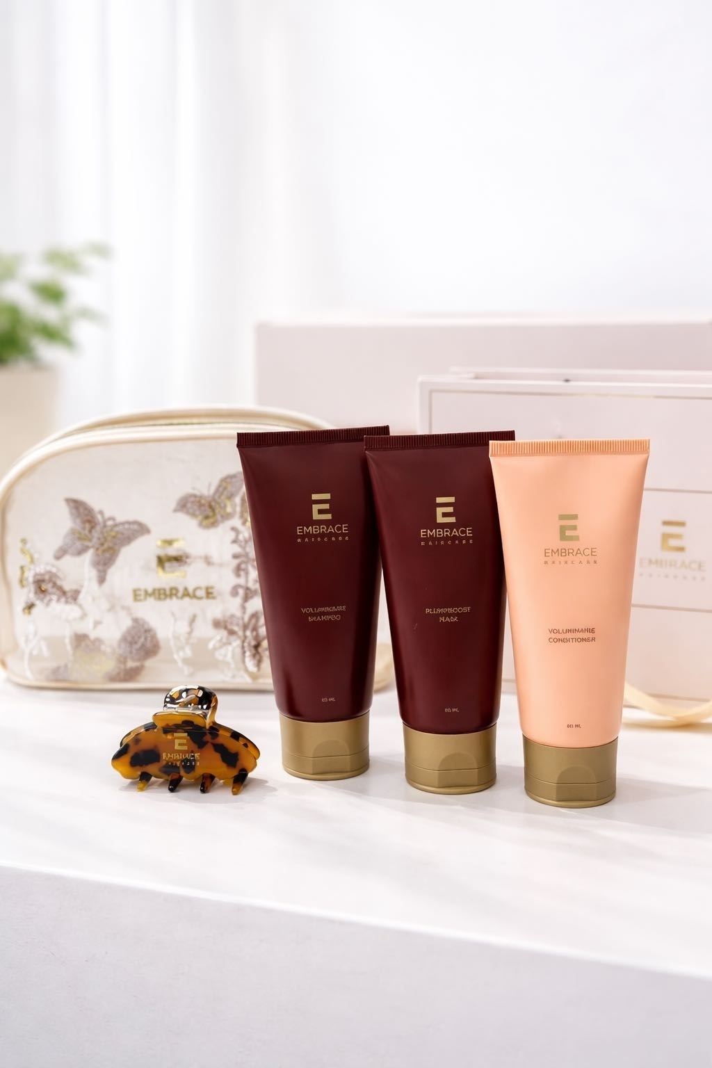 Embrace Volume Suite набор по уходу за волосами для женщин