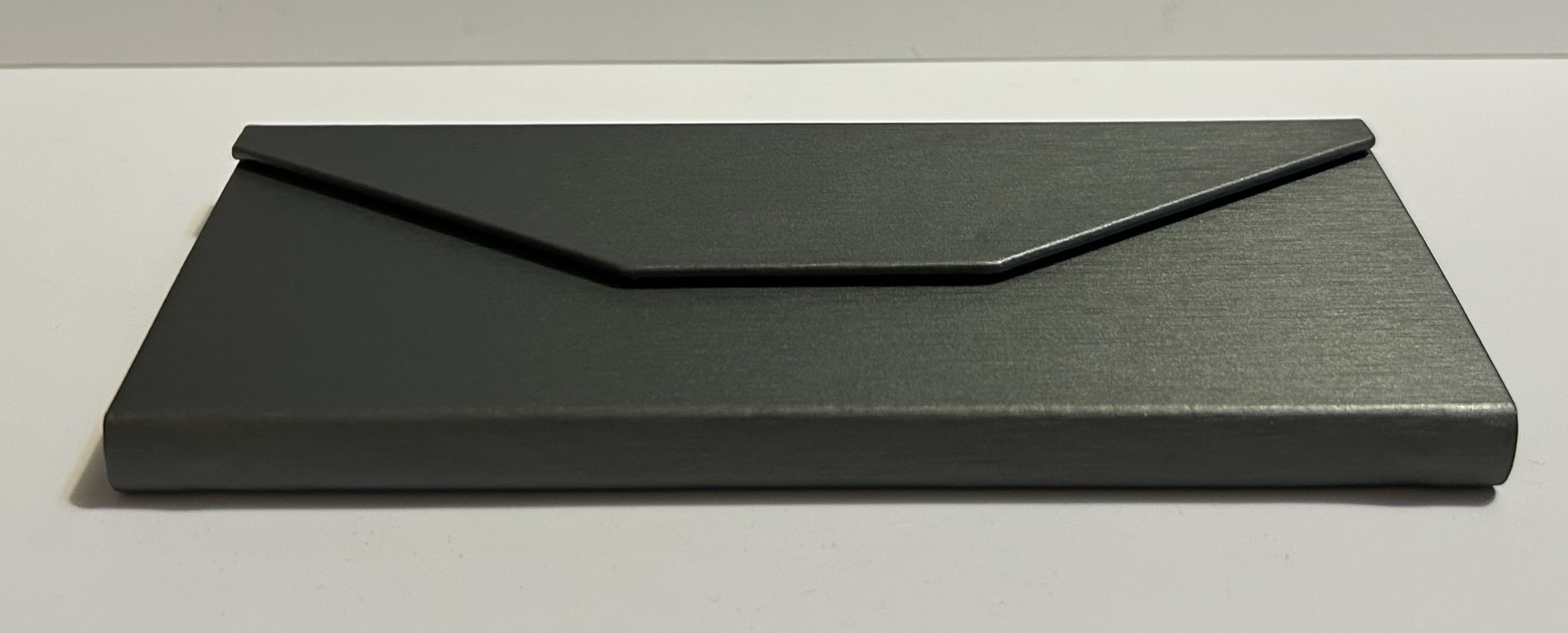 Жесткий футляр искусственная кожа, 5.5 x 16 см серый