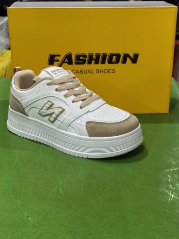 Кроссовки FASHION Нюшки бежевый, белый