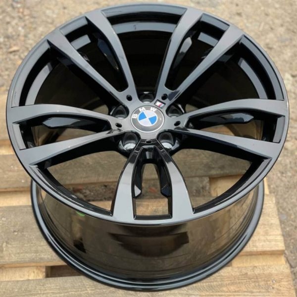 Rainbow Dance BMW 469M X5/X6 10/11x20/5x120 D74.1 ET40.37 4 диска черный