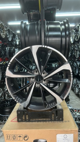 LKN Lkn47853 7.5x19/5x108 D63.4 ET38 4 диска серебристый, графит
