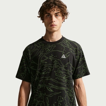 Футболка Nike черный, зеленый