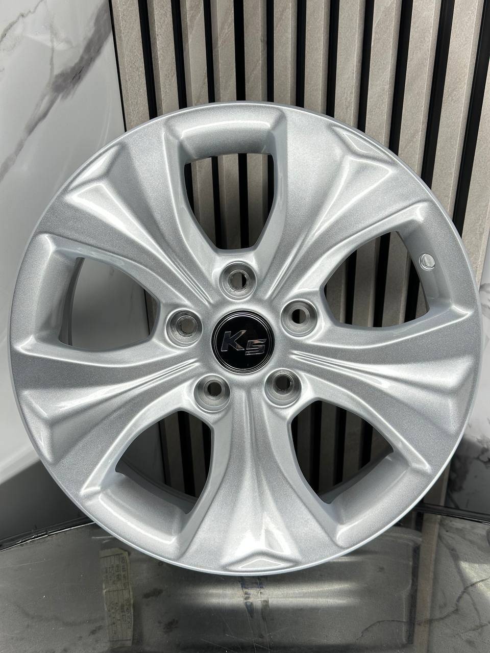 Top Grade 4376 6x16/5x114.3 D67.1 ET43 4 диска серебристый