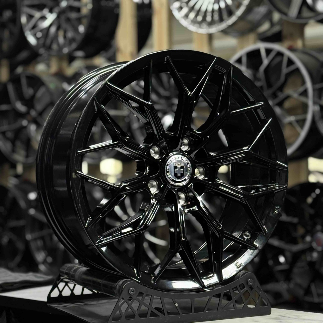 HRE H3426F 7.5x17/5x112 D66.5 ET35 4 диска черный