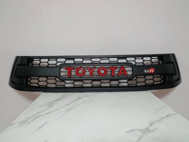 Решетка 30452195_127200588 Toyota Hilux