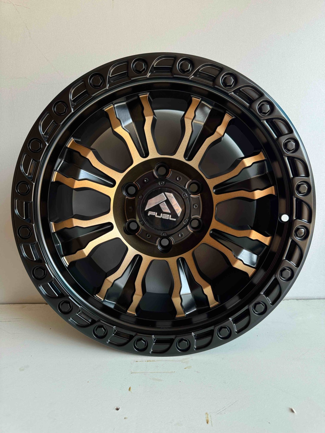 Top Grade усиленный fbx087 9x17/6x139.7 D110.1 ET0 4 диска черный, серебристый, бронзовый