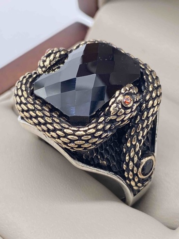 ADILZHAN GOLD khan03136 размер 21 вес 24.11 г серебро, оникс