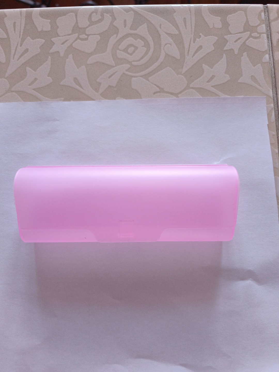 Жесткий футляр пластик, 3 x 4.5 см розовый