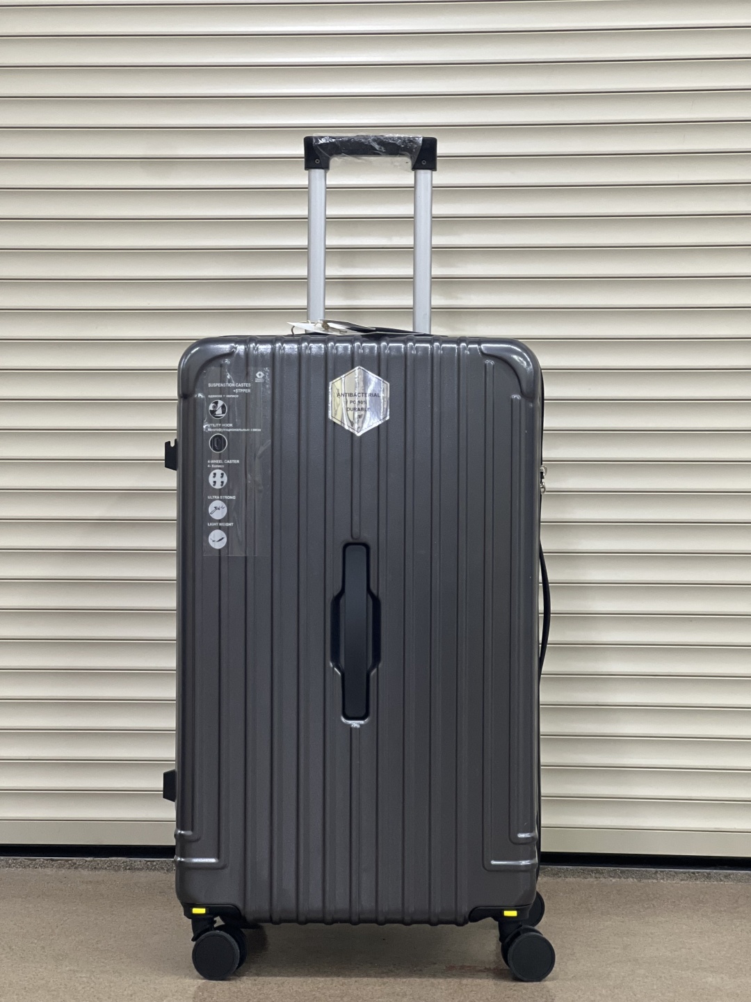 Чемодан Longstar pc-001 поликарбонат 110 л темно-серый