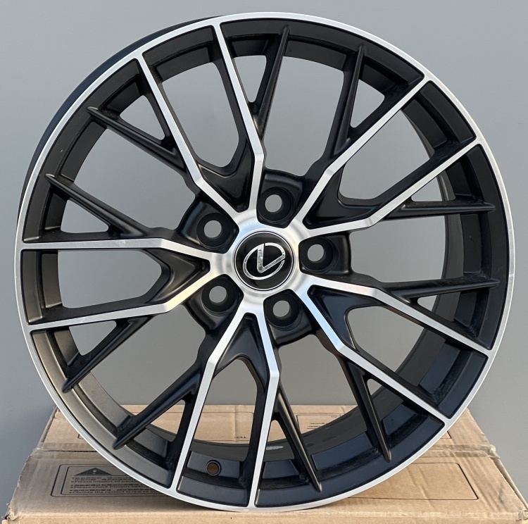 Rainbow toyota 1101 8x18/5x114.3 D60.1 ET35 4 диска черный, серебристый