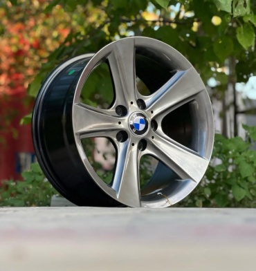 Rainbow BMW 128 STYLE 8.5/9.5x18/5x120 D74.1 ET14.2 4 диска графит