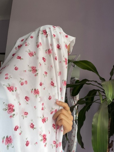 Платок Muslima Sanim шифон 140 x 140 см
