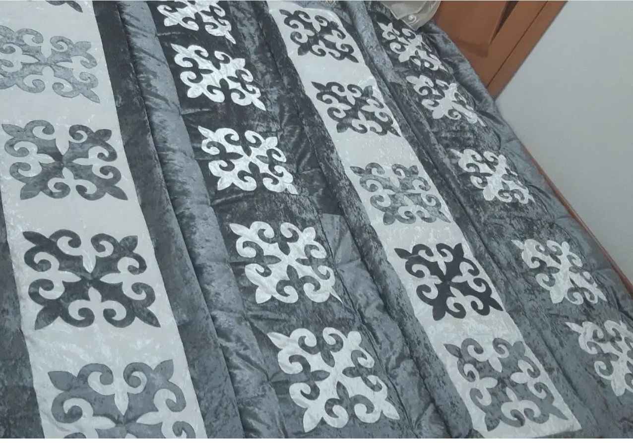 Корпе 200x70, синтепон, белый, светло - серый