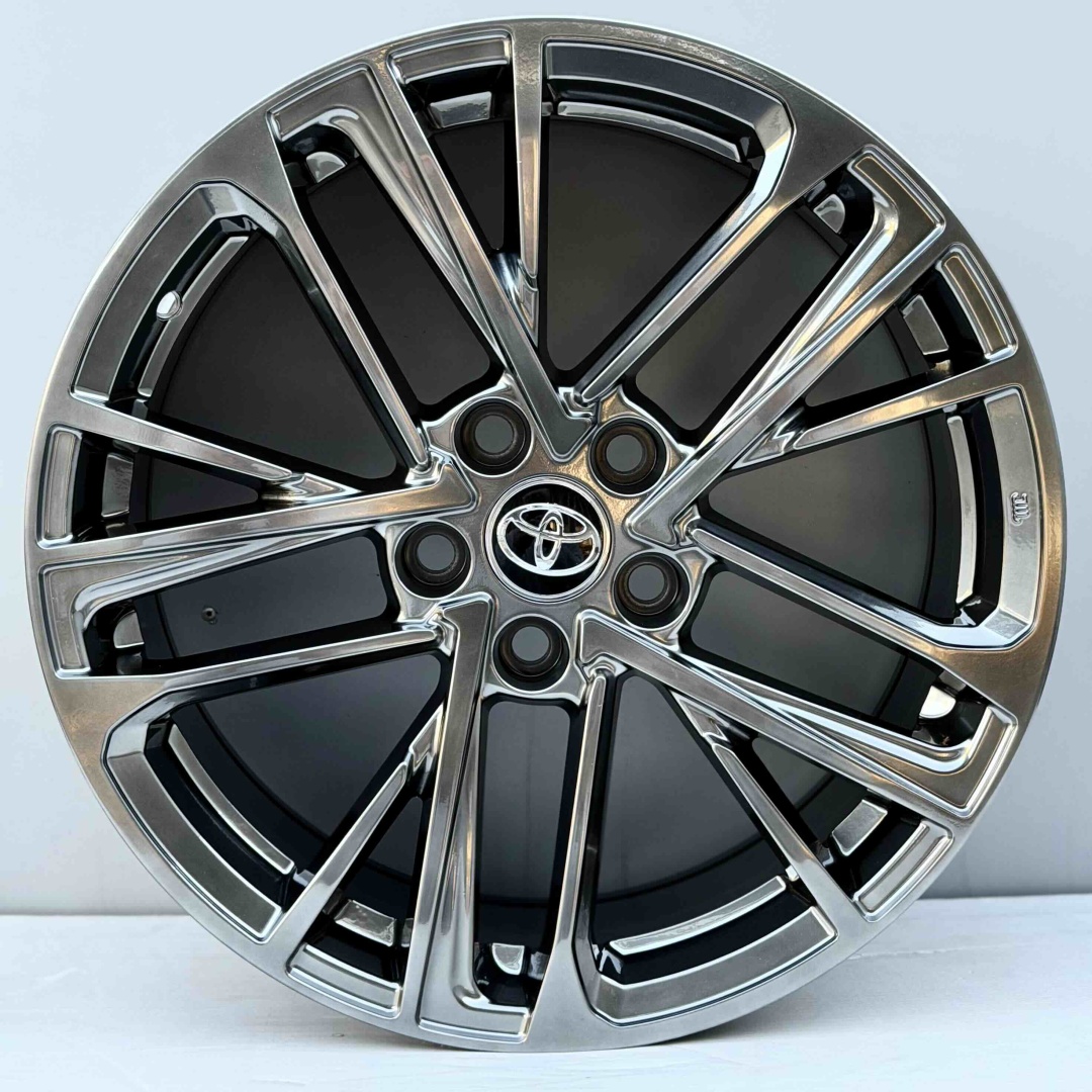 RNO Camry 80 8x18/5x114.3 D60.1 ET45 4 диска графит