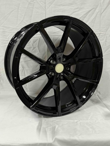 Auher F9746 8.5/9.5x20/5x112 D66.6 ET26.37 4 диска черный