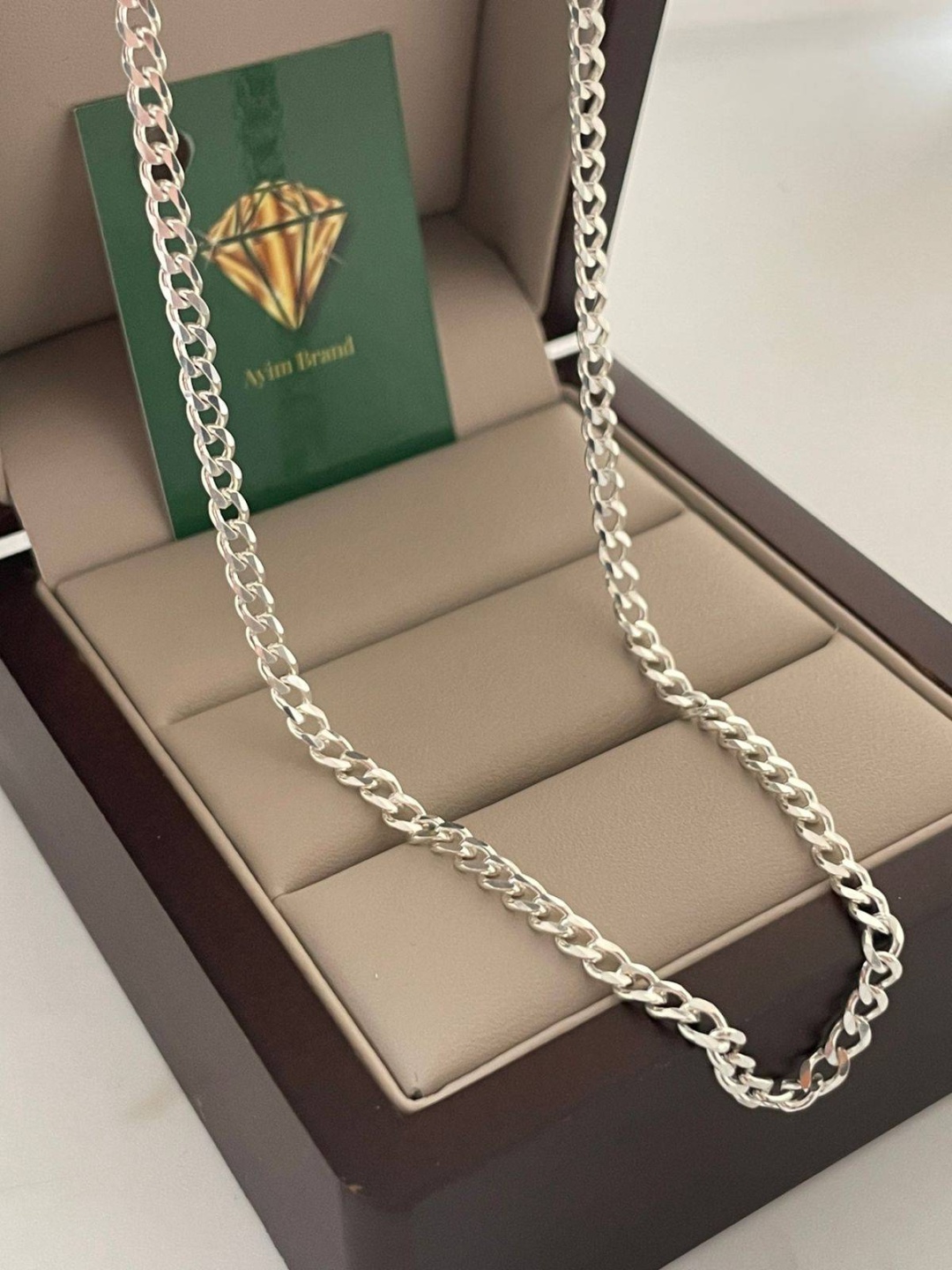 Ayim Brand JJA длина 50 см, вес 7.87 г серебро, плетение панцирное
