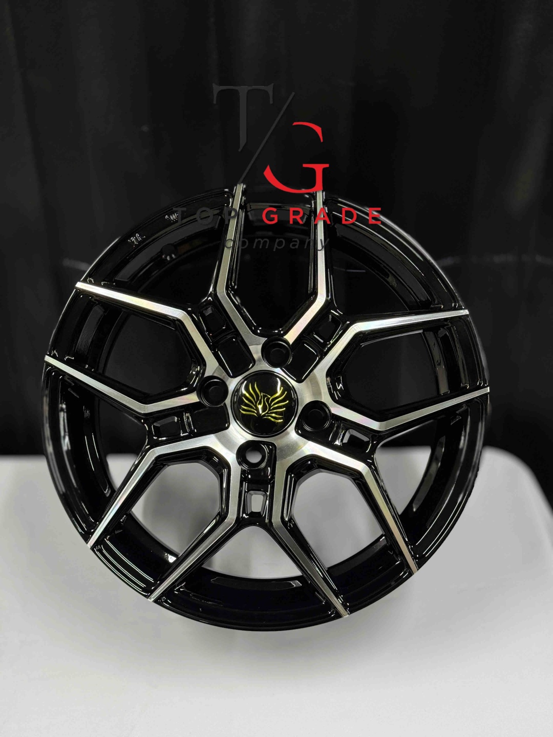 Top Grade Top grade0050 7.5x15/4x100 D67.1 ET35 4 диска черный, серебристый