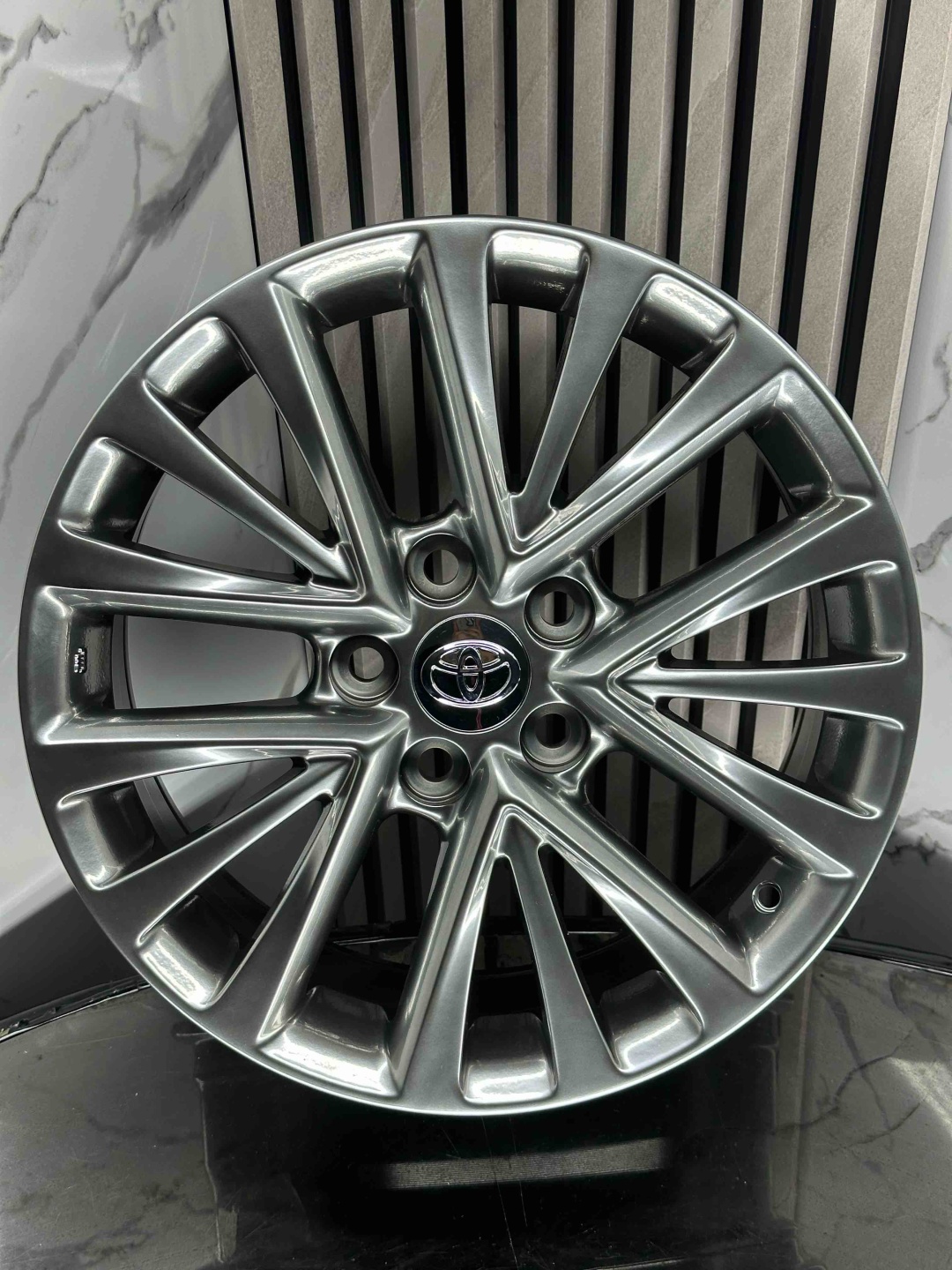 Toyota h6445 7x17/5x114.3 D60.1 ET45 4 диска графит