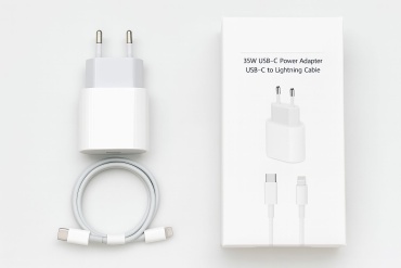 А2347 Lightning, USB Type-C белый