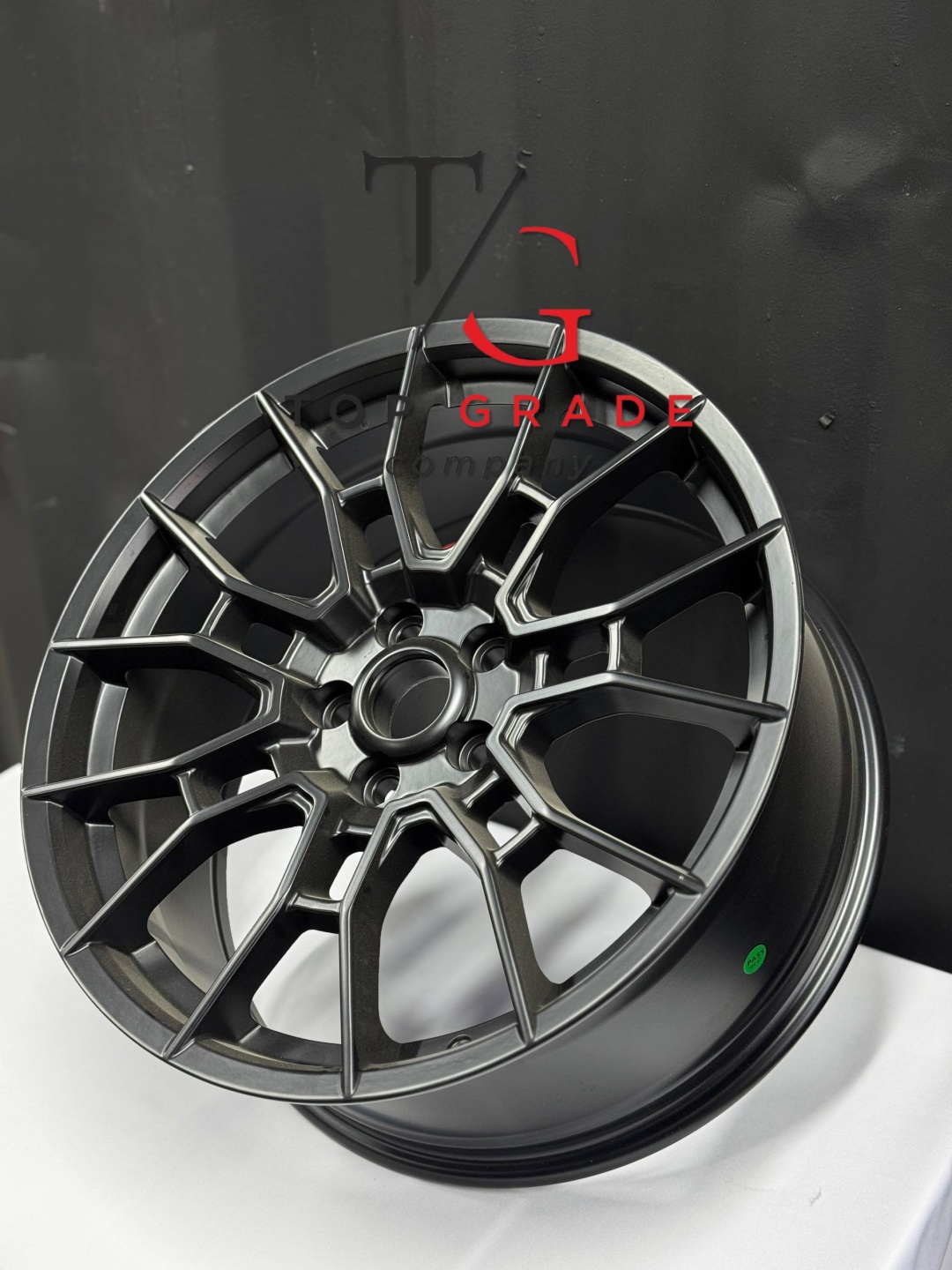 Top Grade 9034 8.5x19/5x114.3 D60.1 ET40 4 диска черный