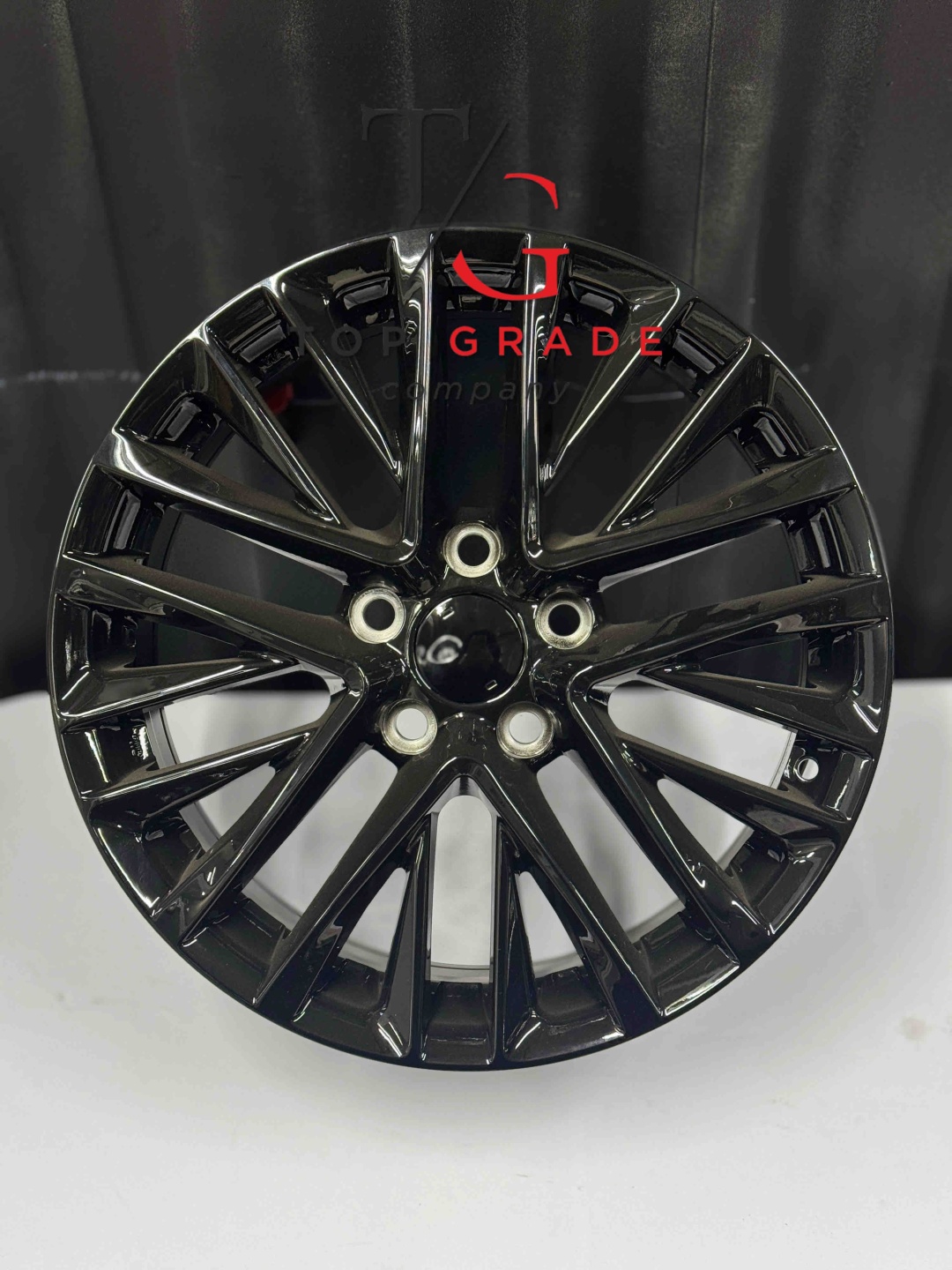 Top Grade Diski0185 7.5x17/5x114.3 D60.1 ET45 4 диска черный