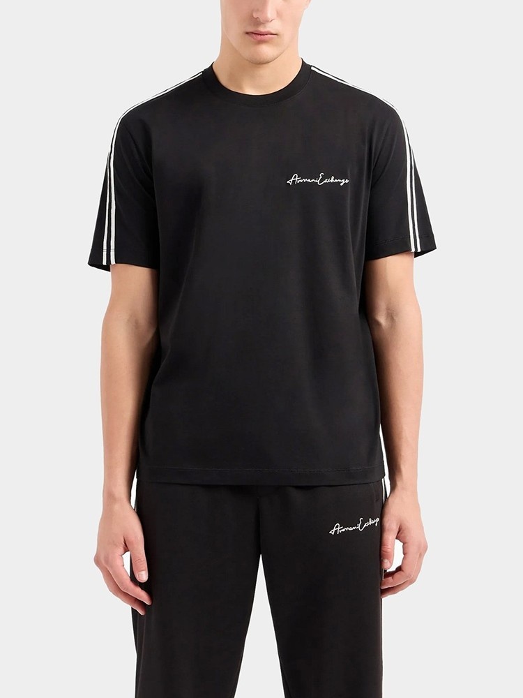 Футболка Armani Exchange черный