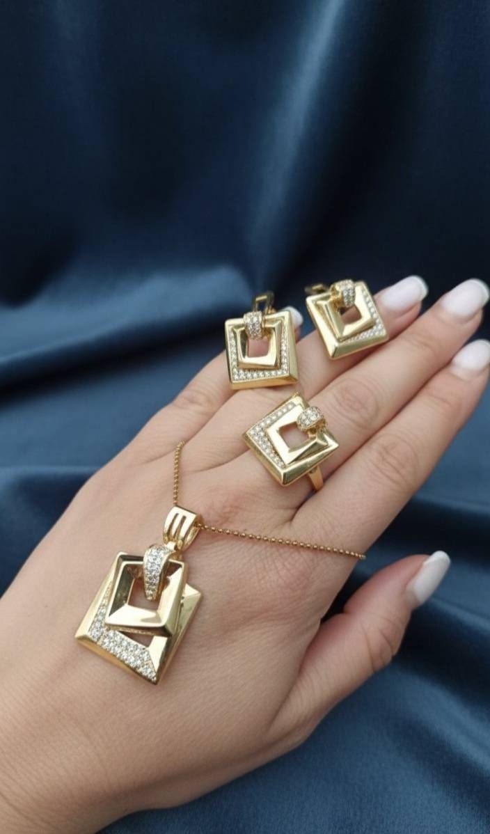 Xuping Jewelry медицинское золото, фианит