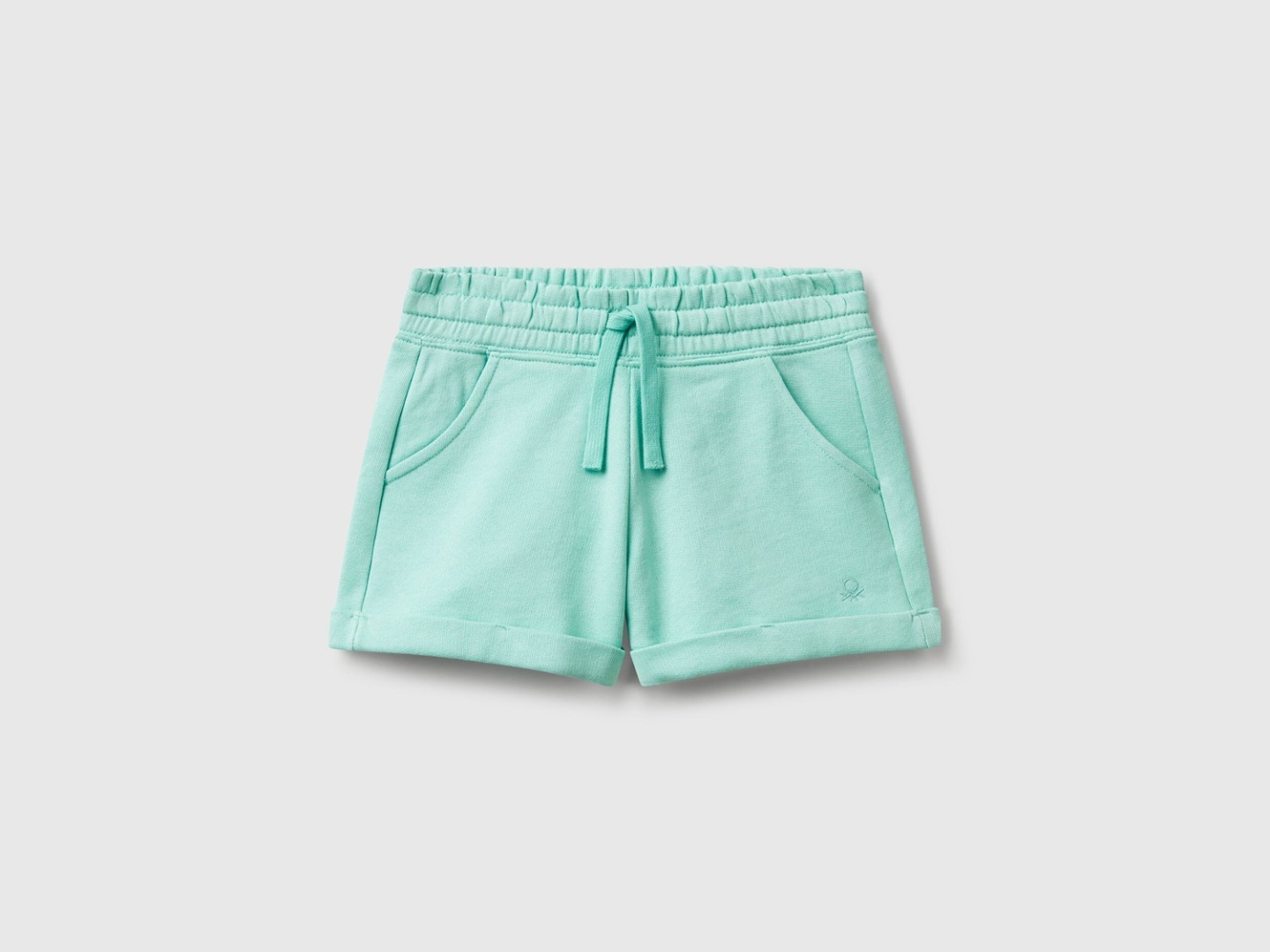 Повседневные шорты UNITED COLORS OF BENETTON зеленый