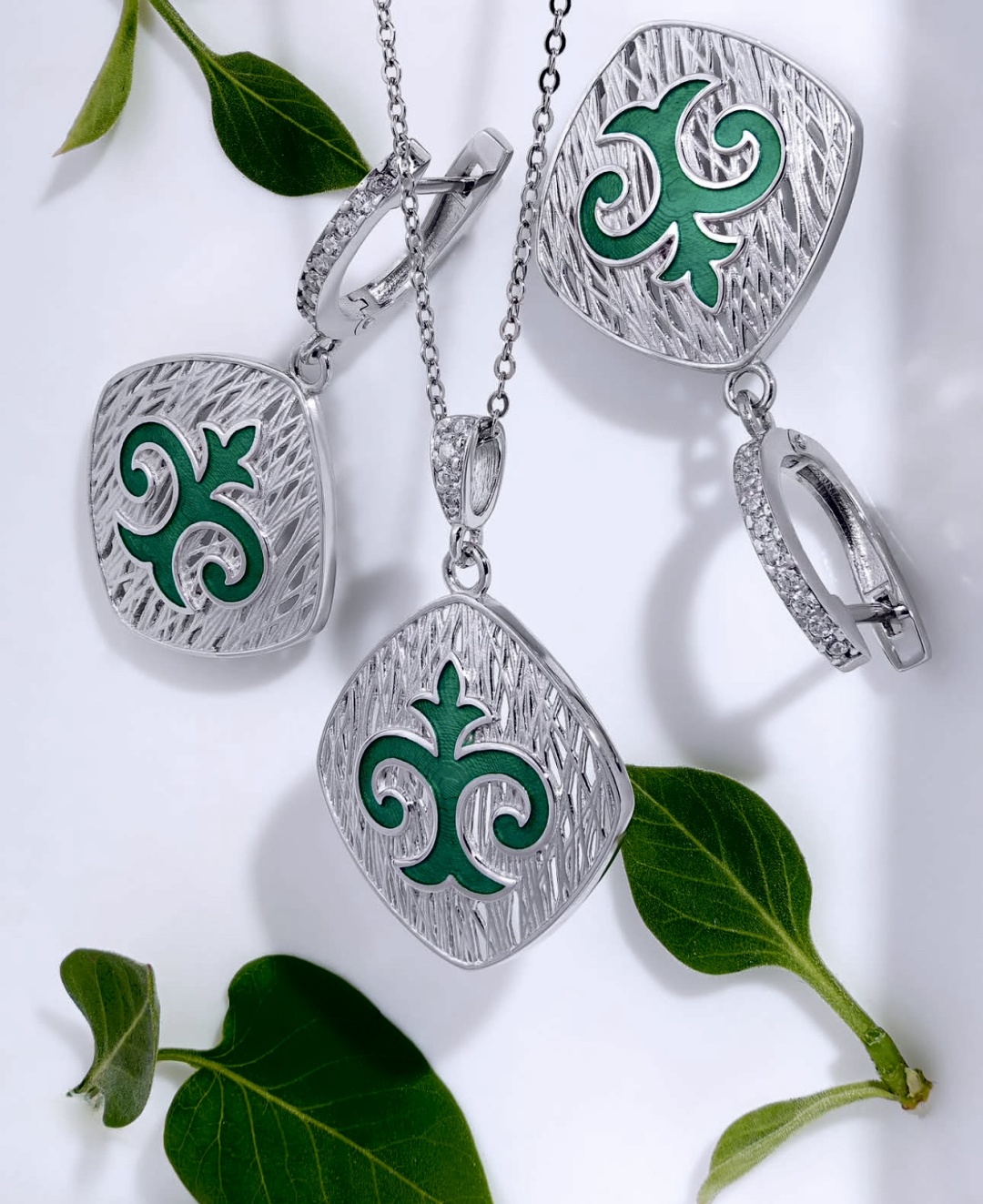 Комплект Balausa Jewelry Е231(10) вес 8.2 г серебро, фианит, эмаль