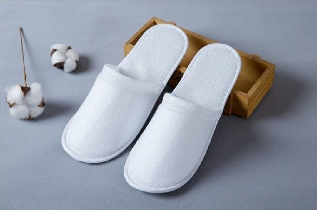 Тапочки для педикюра 38-45 100 шт
