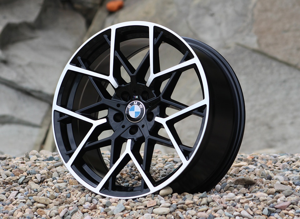 Rainbow Dance BMW 0245 8.5/10x20/5x112 D66.6 ET30.35 4 диска черный, серебристый