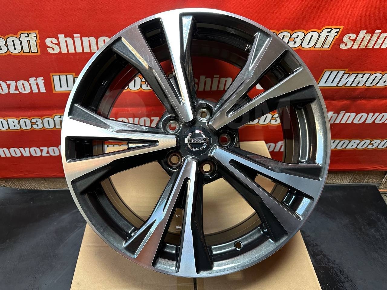 Rainbow Dance NISSAN 7x18/5x114.3 D66.1 ET45 4 диска графит, серый