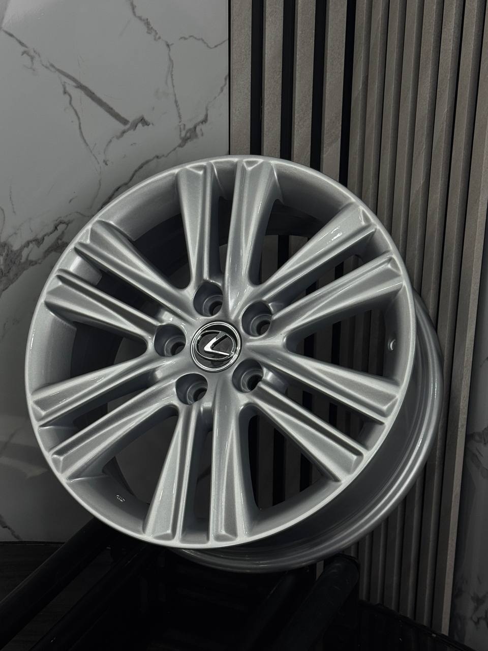 Top Grade LEXUS T/G R738 7x17/5x114.3 D60.1 ET40 4 диска серый