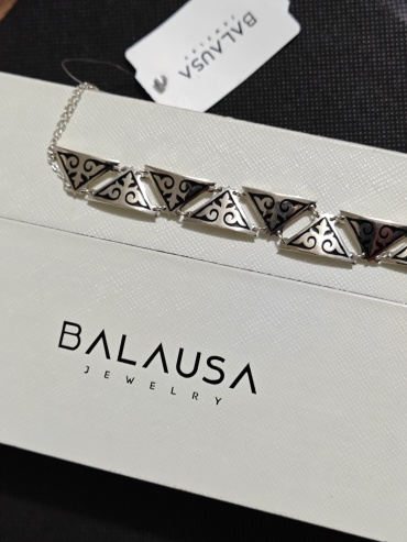 Balausa Jewelry В245(2) длина 17 см, вес 12 г серебро, плетение отсутствует