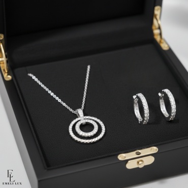 Emeli lux 114 вес 3 г серебро, фианит