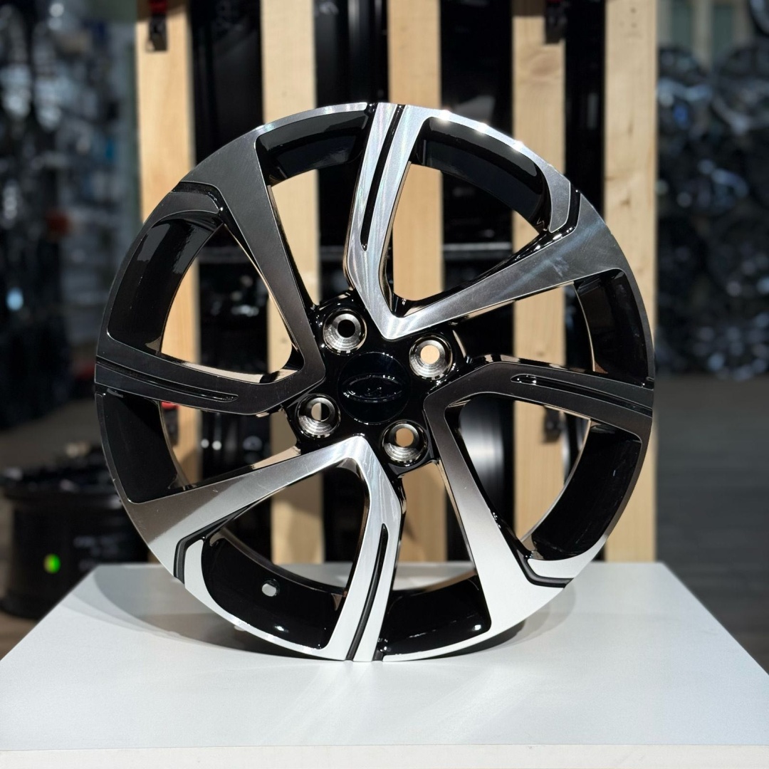 RNO RE0011 6x16/4x100 D67.1 ET50 4 диска черный, серебристый