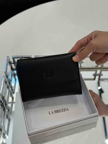 Кошелек LA BREZZA натуральная кожа черный
