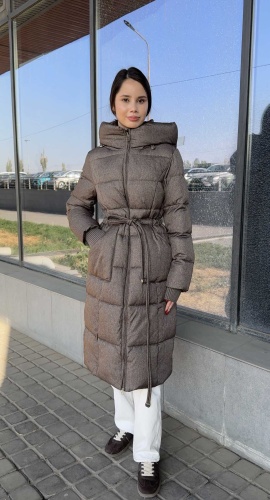 Зимняя куртка коричневый