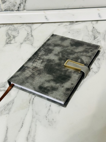 Блокнот Yalong Grey, A5, 140 л, серый