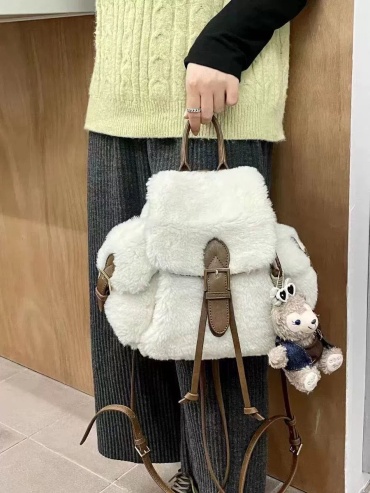 Рюкзак искусственный мех, экокожа белый, коричневый