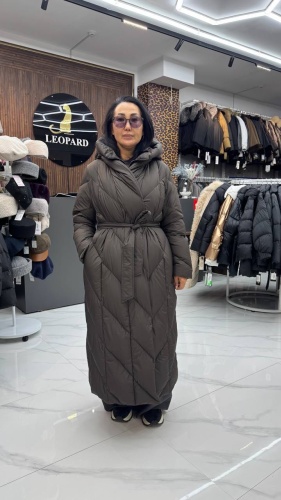 Пуховик коричневый