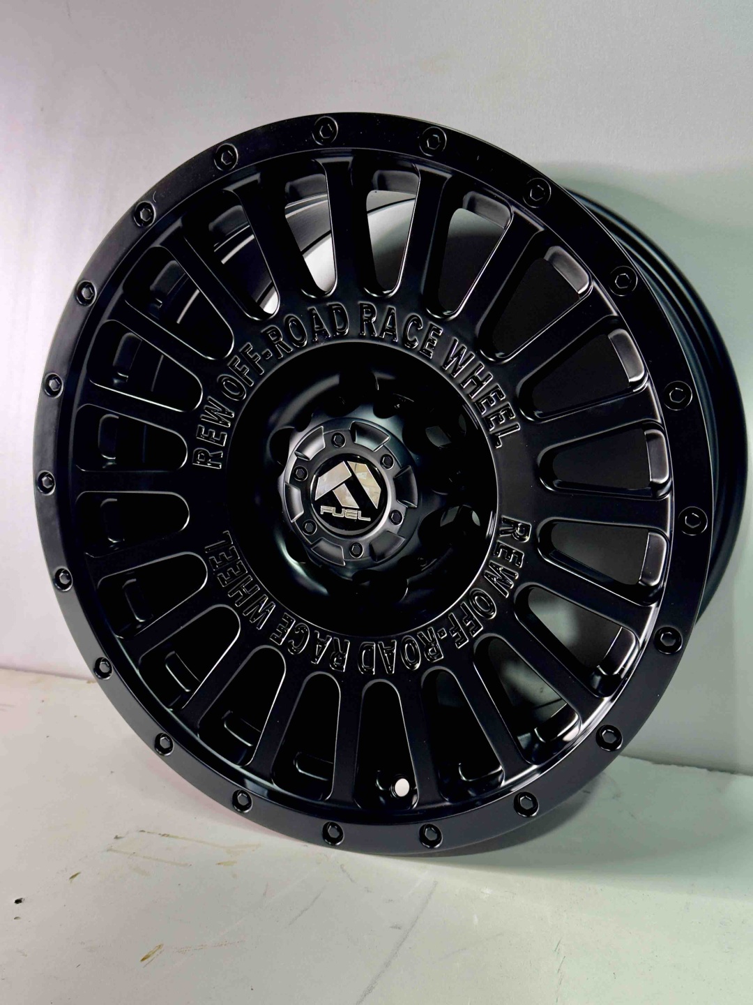 Top Grade fbx419-7 8.5x17/6x139.7 D110.1 ET0 4 диска черный матовый