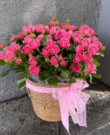 Lola_Flowers_Studio композиция с открыткой кустовая роза 21 шт 30.4 см