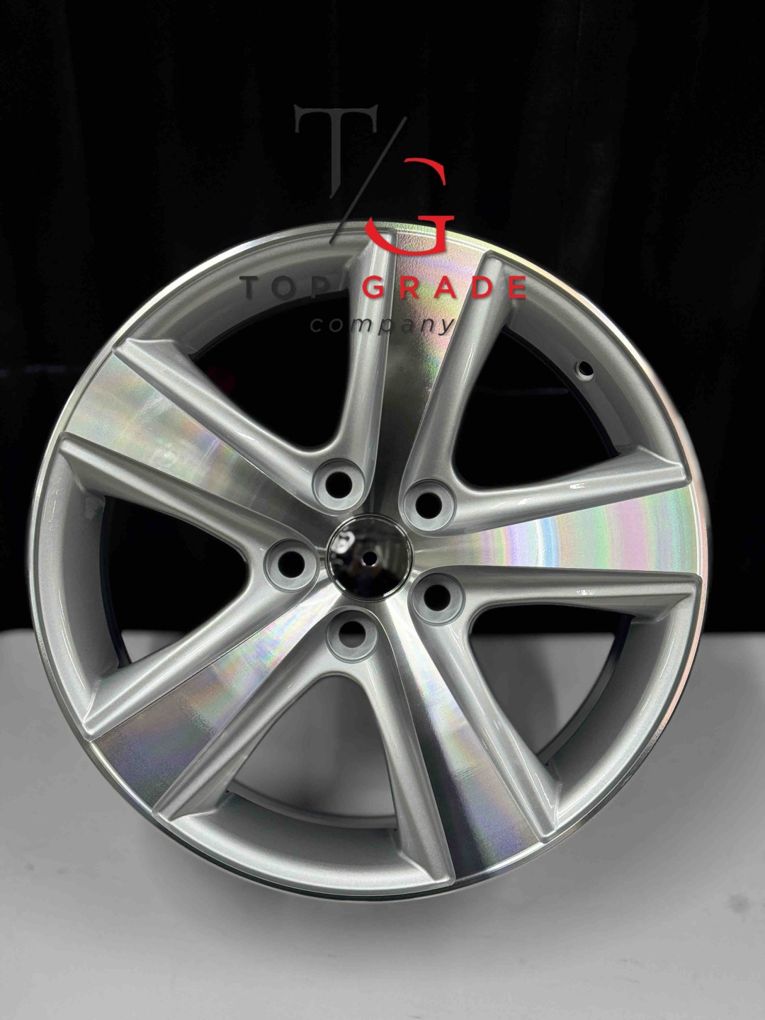 Top Grade Diski0189 7.5x17/5x114.3 D60.1 ET45 4 диска серебристый