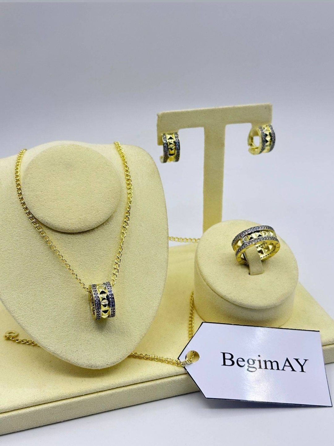 BegimAY бижутерный сплав, без вставок
