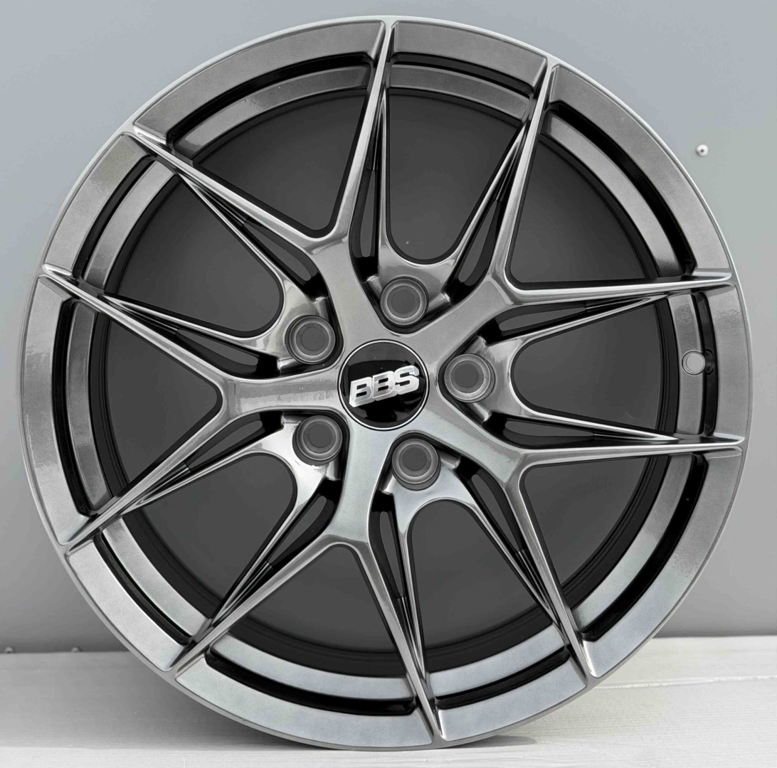 RNO 016 7.5x17/5x114.3 D73.1 ET35 4 диска графит