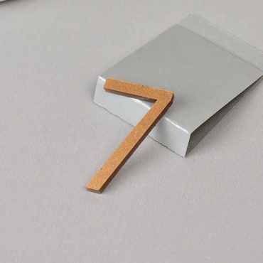 Цифра 7, пластик