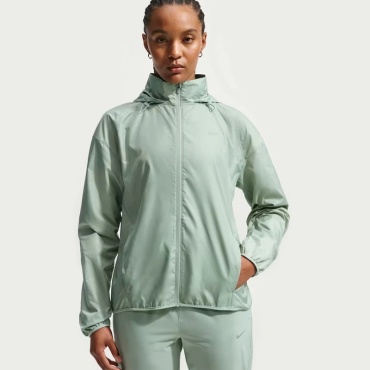 Ветровка Nike зеленый